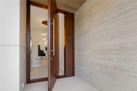 Купить виллу или дом в Ки-Бискейн, Флорида 6 спален, 327.02м2, № 2036242 - фото 7