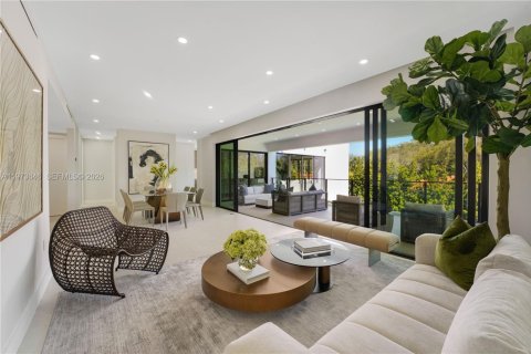 Купить виллу или дом в Ки-Бискейн, Флорида 6 спален, 327.02м2, № 2036242 - фото 11