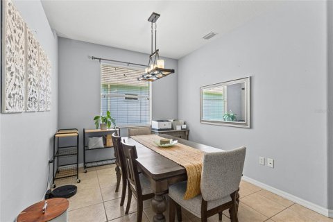 Casa en venta en Lakewood Ranch, Florida, 4 dormitorios, 192.59 m2 № 2324044 - foto 11