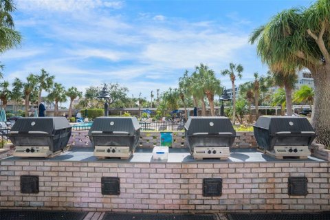 Copropriété à vendre à Sarasota, Floride: 2 chambres, 108.23 m2 № 2434541 - photo 29