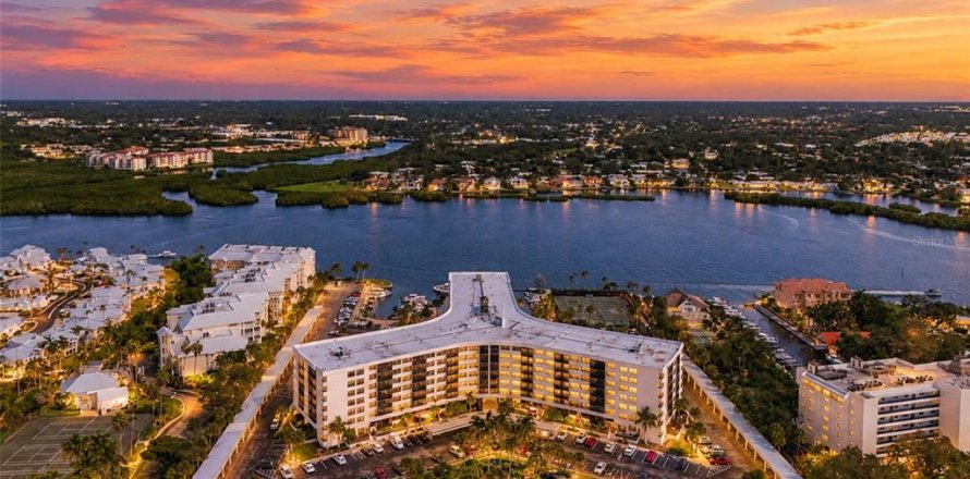 Condo à Sarasota, Floride, 2 chambres № 2434541