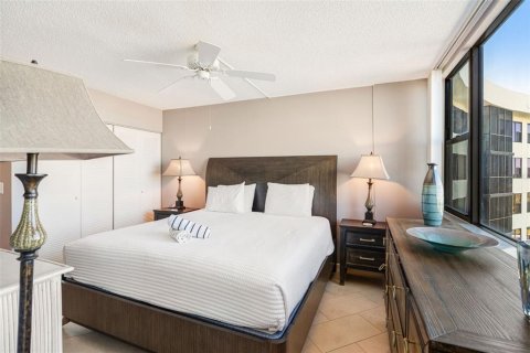 Copropriété à vendre à Sarasota, Floride: 2 chambres, 108.23 m2 № 2434541 - photo 18