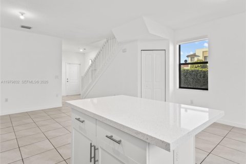 Купить кондоминиум в Майами, Флорида 3 спальни, 122.63м2, № 2044056 - фото 20