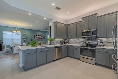 Casa en venta en Wimauma, Florida, 2 dormitorios, 185.9 m2 № 2228346 - foto 8