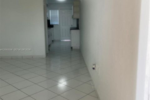 Снять в аренду кондоминиум в Майами, Флорида 1 спальня, 53.88м2, № 2270204 - фото 8