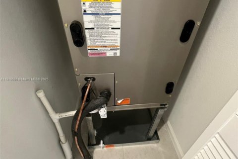 Купить таунхаус в Хомстед, Флорида 3 спальни, 157.47м2, № 1974694 - фото 11