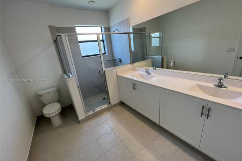 Купить таунхаус в Хомстед, Флорида 3 спальни, 157.47м2, № 1974694 - фото 12