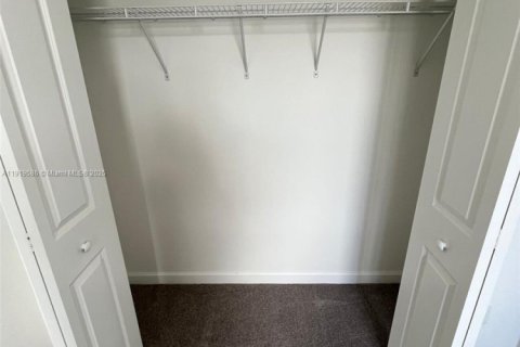 Купить таунхаус в Хомстед, Флорида 3 спальни, 157.47м2, № 1974694 - фото 15