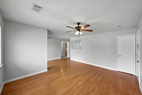 Copropriété à vendre à Tampa, Floride: 1 chambre, 74.51 m2 № 1913467 - photo 8