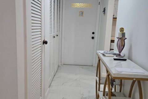 Condominio en venta en Sunrise, Florida, 2 dormitorios, 78.97 m2 № 2250229 - foto 5