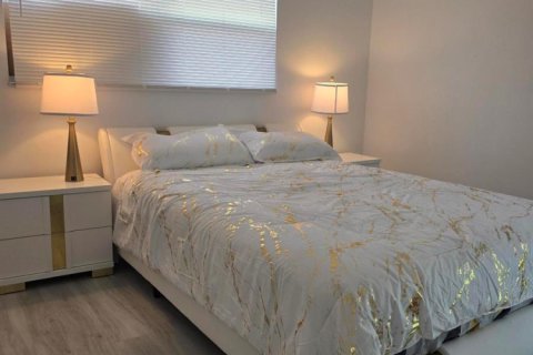 Condominio en venta en Sunrise, Florida, 2 dormitorios, 78.97 m2 № 2250229 - foto 16