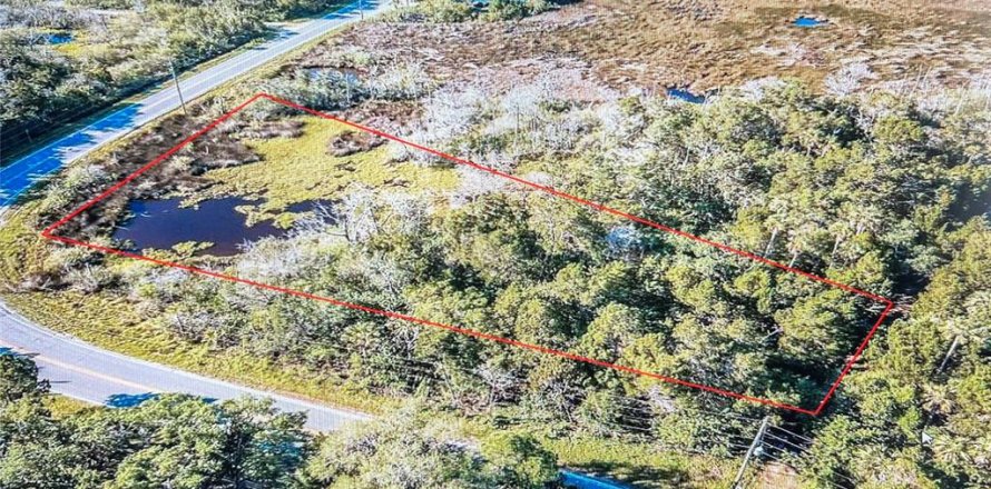 Terreno en Crystal River, Florida № 2212607
