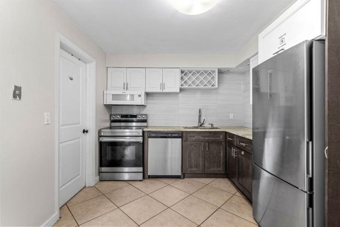 Touwnhouse à louer à Cooper City, Floride: 2 chambres, 102.19 m2 № 2404069 - photo 8