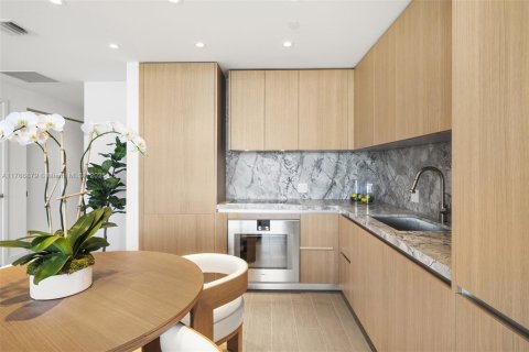 Condominio en venta en Miami Beach, Florida, 1 dormitorio, 81.57 m2 № 1868063 - foto 10