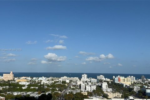 Condominio en venta en Miami Beach, Florida, 1 dormitorio, 81.57 m2 № 1868063 - foto 27