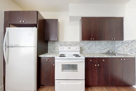 Снять в аренду виллу или дом в Хайалиа, Флорида 1 спальня, 60.39м2, № 2026823 - фото 7