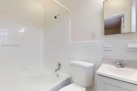 Снять в аренду виллу или дом в Хайалиа, Флорида 1 спальня, 60.39м2, № 2026823 - фото 19