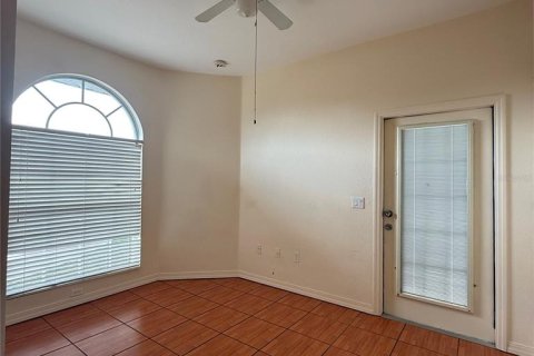 Villa ou maison à louer à North Port, Floride: 3 chambres, 112.88 m2 № 2106295 - photo 12