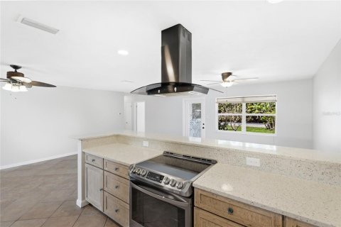 Villa ou maison à louer à Sarasota, Floride: 3 chambres, 148.09 m2 № 2211263 - photo 16