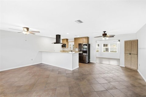 Villa ou maison à louer à Sarasota, Floride: 3 chambres, 148.09 m2 № 2211263 - photo 7