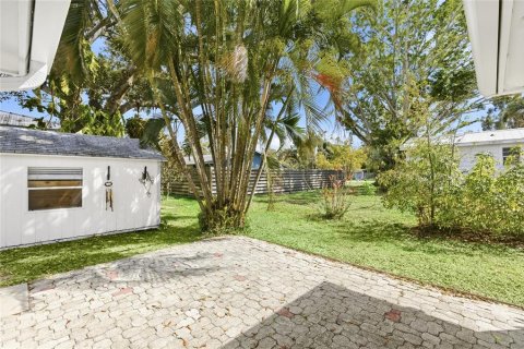 Villa ou maison à louer à Sarasota, Floride: 3 chambres, 148.09 m2 № 2211263 - photo 30