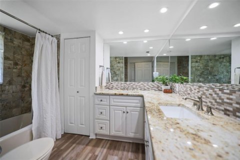Casa en venta en Spring Hill, Florida, 3 dormitorios, 177.07 m2 № 1884913 - foto 23
