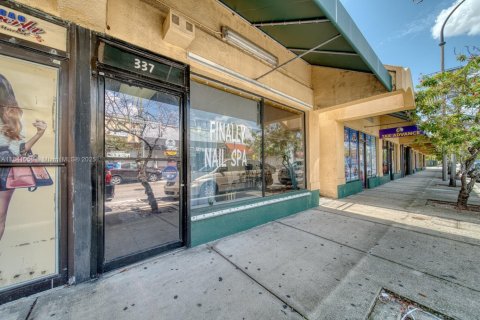 Commercial property in Hialeah, Florida № 1831128 - photo 21