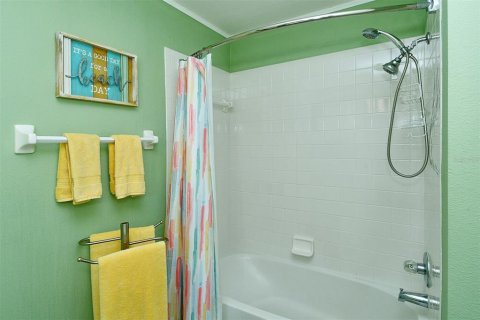 Condo in Sarasota, Florida, 2 bedrooms  № 2280105 - photo 24