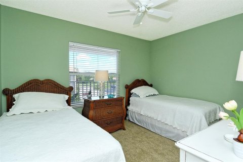 Condo in Sarasota, Florida, 2 bedrooms  № 2280105 - photo 22