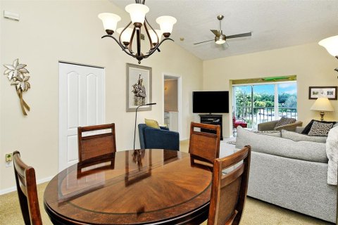 Condo in Sarasota, Florida, 2 bedrooms  № 2280105 - photo 11