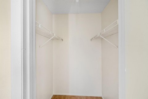 Appartement à louer à Lake Worth, Floride: 3 chambres, 97.55 m2 № 2327055 - photo 19