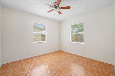 Appartement à louer à Lake Worth, Floride: 3 chambres, 97.55 m2 № 2327055 - photo 16