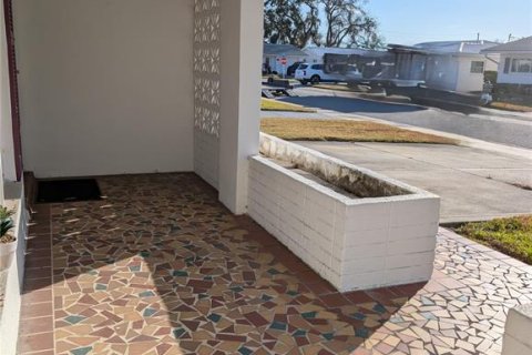 Casa en venta en Pinellas Park, Florida, 2 dormitorios, 147.44 m2 № 2339452 - foto 4