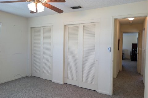 Casa en venta en Pinellas Park, Florida, 2 dormitorios, 147.44 m2 № 2339452 - foto 29