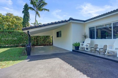 Villa ou maison à vendre à North Miami Beach, Floride: 3 chambres, 108.51 m2 № 2004768 - photo 2