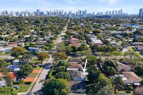 Villa ou maison à vendre à North Miami Beach, Floride: 3 chambres, 108.51 m2 № 2004768 - photo 6