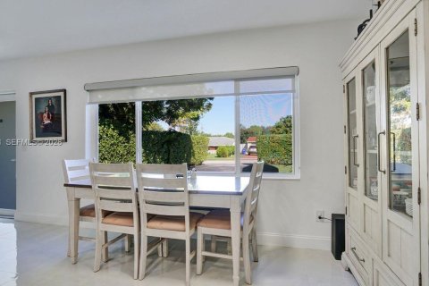 Villa ou maison à vendre à North Miami Beach, Floride: 3 chambres, 108.51 m2 № 2004768 - photo 14