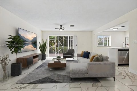 Villa ou maison à vendre à Plantation, Floride: 4 chambres, 211.35 m2 № 2189643 - photo 13
