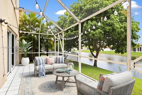 Villa ou maison à vendre à Plantation, Floride: 4 chambres, 211.35 m2 № 2189643 - photo 25