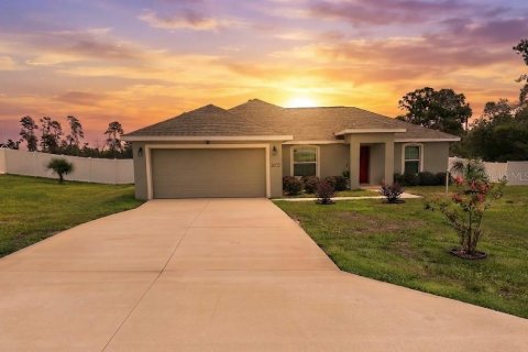 House in Ocala, Florida 3 bedrooms, 135.36 sq.m. № 2302158