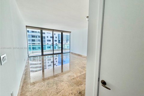 Copropriété à louer à Miami, Floride: 1 chambre, 83.15 m2 № 2145875 - photo 4