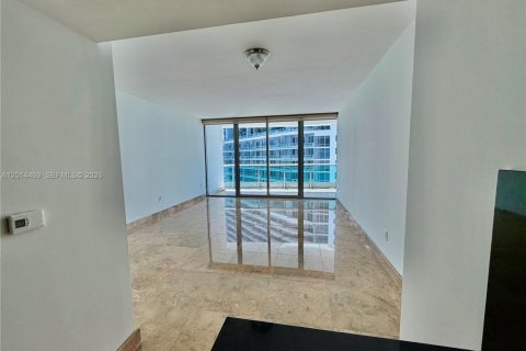 Copropriété à louer à Miami, Floride: 1 chambre, 83.15 m2 № 2145875 - photo 10