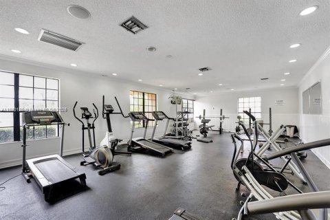 Condo in Coral Springs, Florida, 2 bedrooms  № 1895592 - photo 8