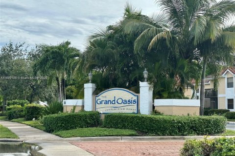 Condo in Coral Springs, Florida, 2 bedrooms  № 1895592 - photo 16