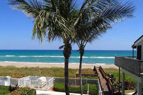 Condominio en alquiler en Stuart, Florida, 1 dormitorio, 87.05 m2 № 1177324 - foto 1