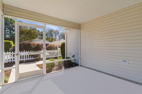 House in The Villages, Florida 2 bedrooms, 107.77 sq.m. № 2396350 - photo 4