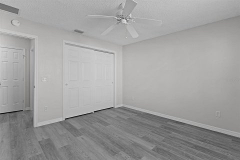 House in The Villages, Florida 2 bedrooms, 107.77 sq.m. № 2396350 - photo 25