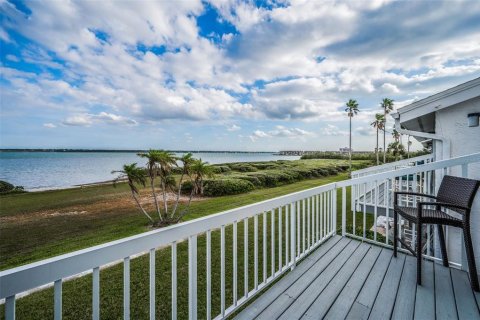 Condo in Clearwater, Florida, 3 bedrooms  № 1722884 - photo 18