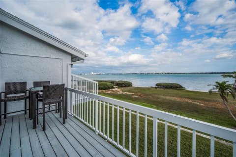 Condo in Clearwater, Florida, 3 bedrooms  № 1722884 - photo 23