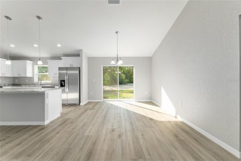 House in Dunnellon, Florida 3 bedrooms, 137.03 sq.m. № 1844581 - photo 5